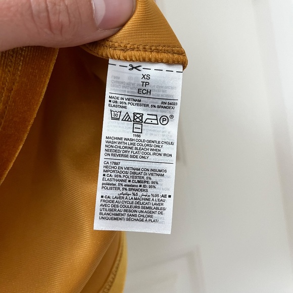 Velvet Old Navy T-Shirt in Gold/Mustard - Picture 3 of 5